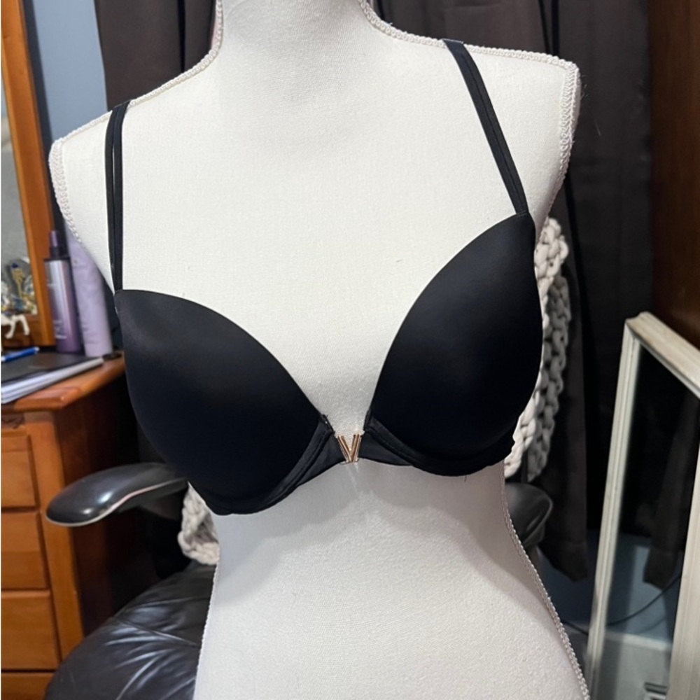 Victoria Secret black push up bra with gold tone V clasp center